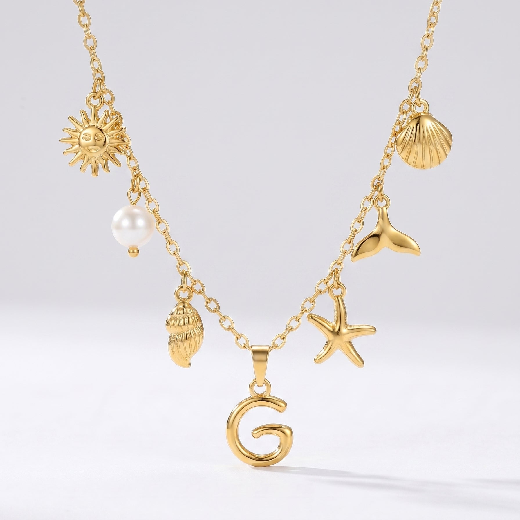 Colar Letra Oceano Dourado